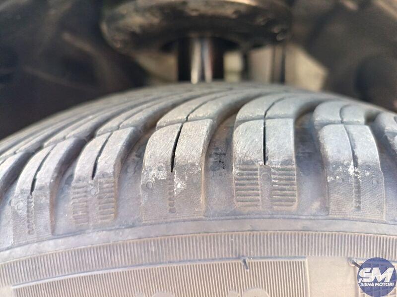 Opel Corsa 1.2 75cv Design & Tech MT5