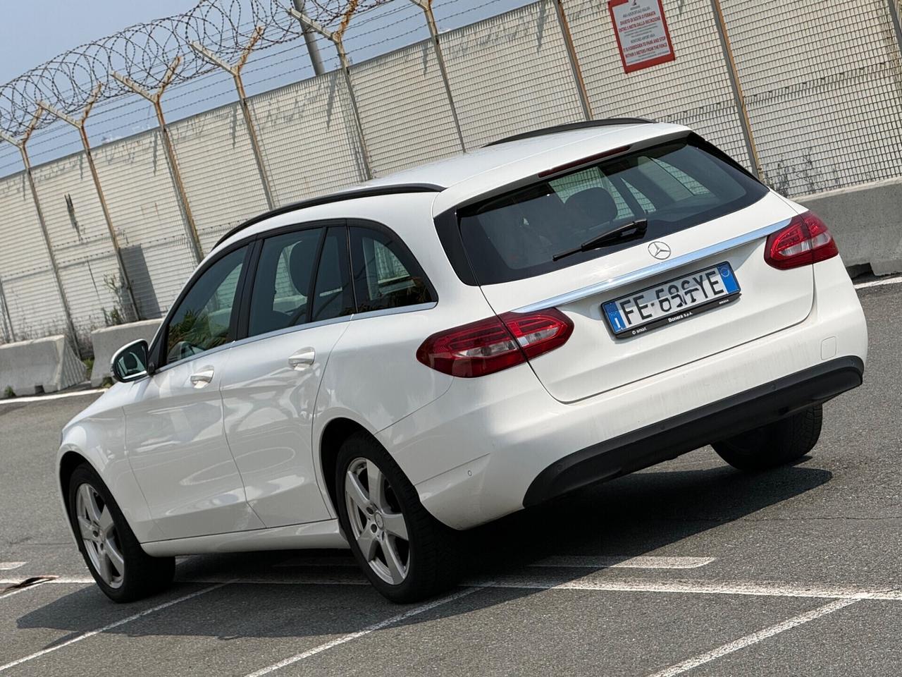 Mercedes-benz C 180 d Automatica-NAVI-PERMUTABILE