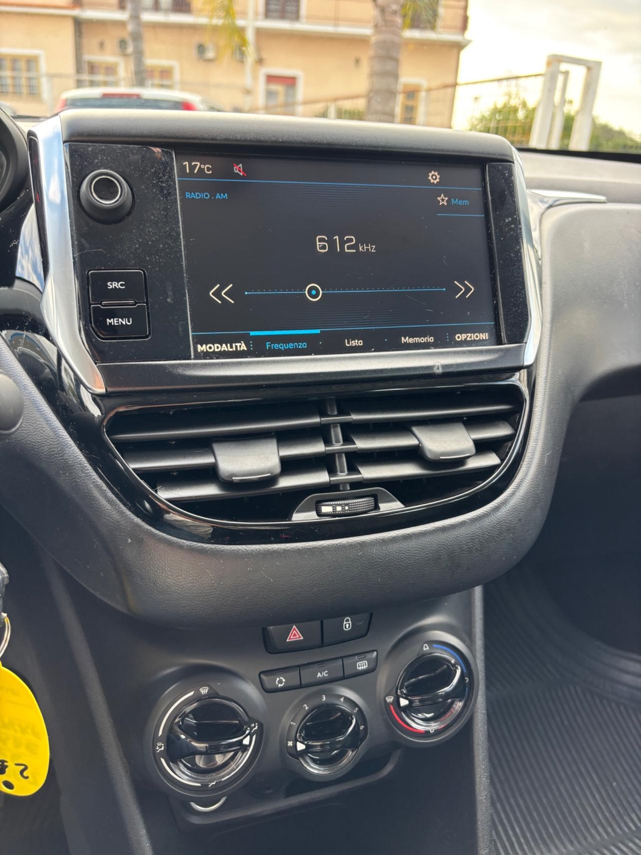 PEUGEOT 208 1.2 82CV ALLURE 12 GARANZIA