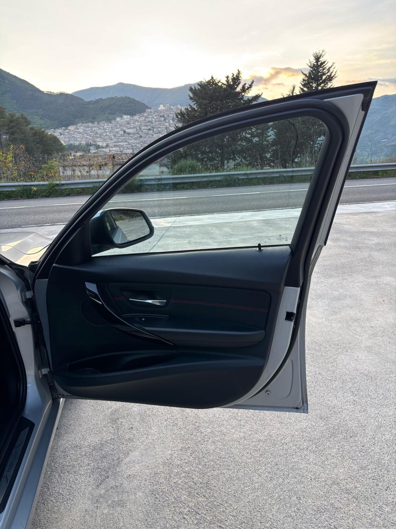 BMW 320D TOURING SPORT XDRIVE 2013