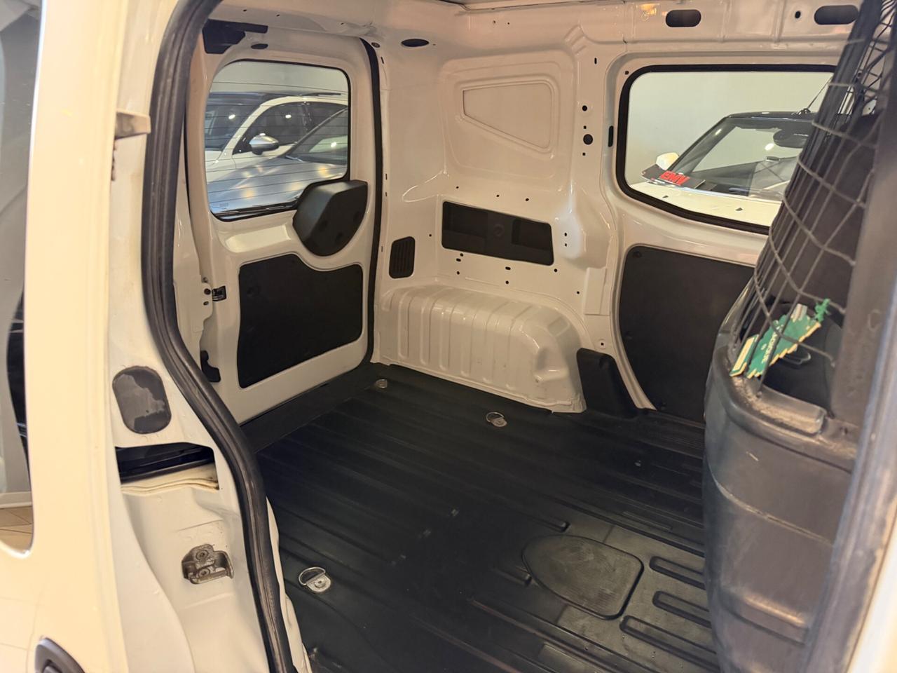 Fiat FIORINO 1.3 MJT 95CV CARGO ADVENTURE (70 KW)