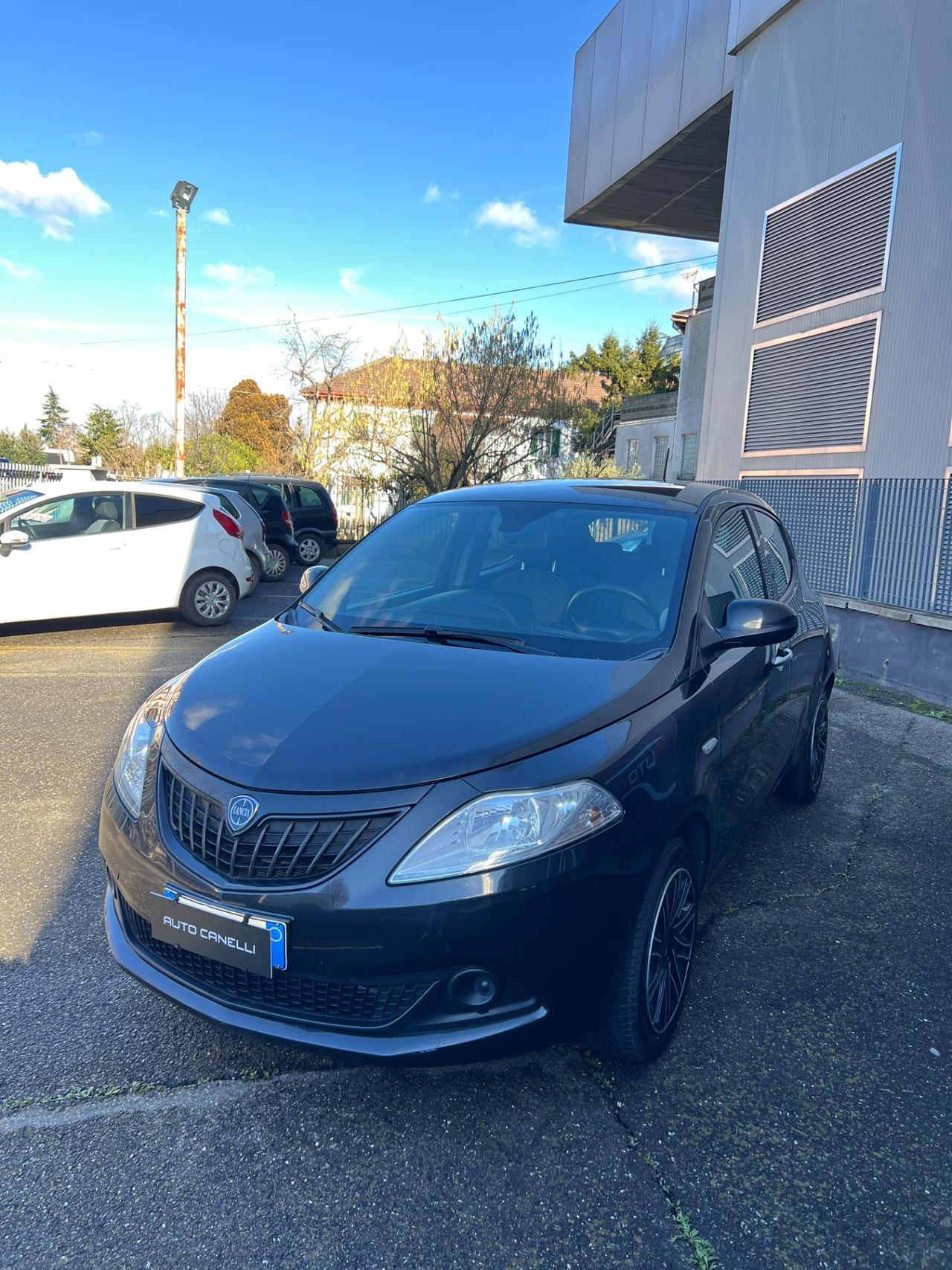Lancia Ypsilon 1.0 FireFly 5 porte S&S Hybrid Silver Plus PREZZO REALE