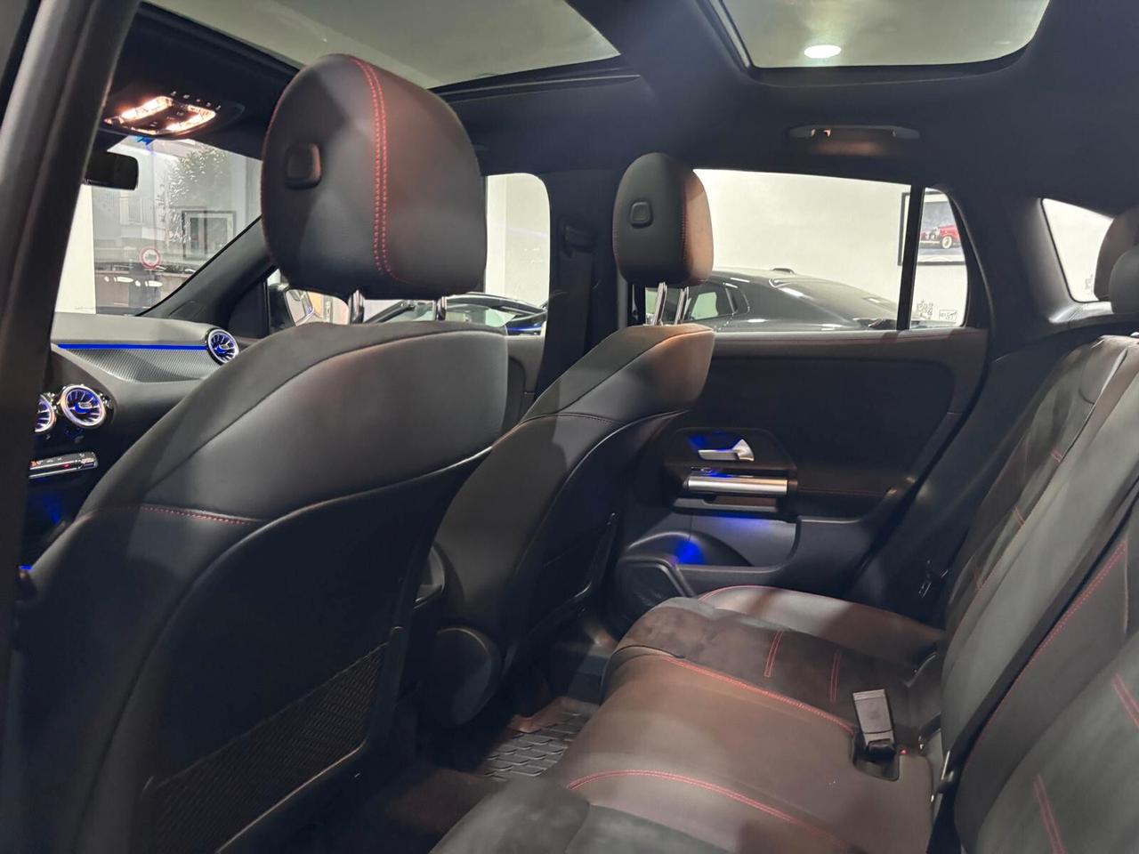 MERCEDES-BENZ GLA 200D PREMIUM AMG LINE TETTO-NAVI-LED