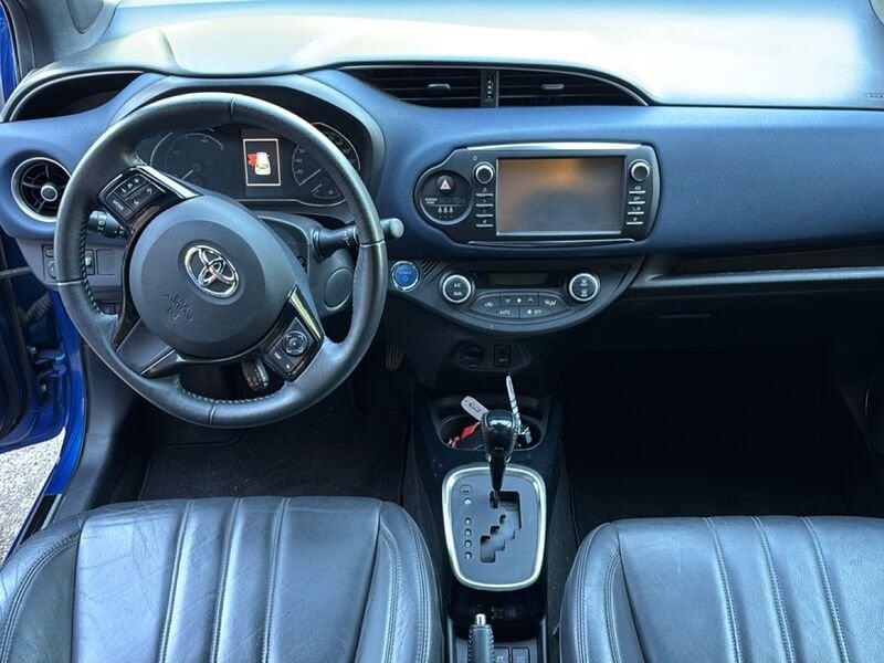 Toyota Yaris Hybrid 1.5 Hybrid Lounge Blue MY19