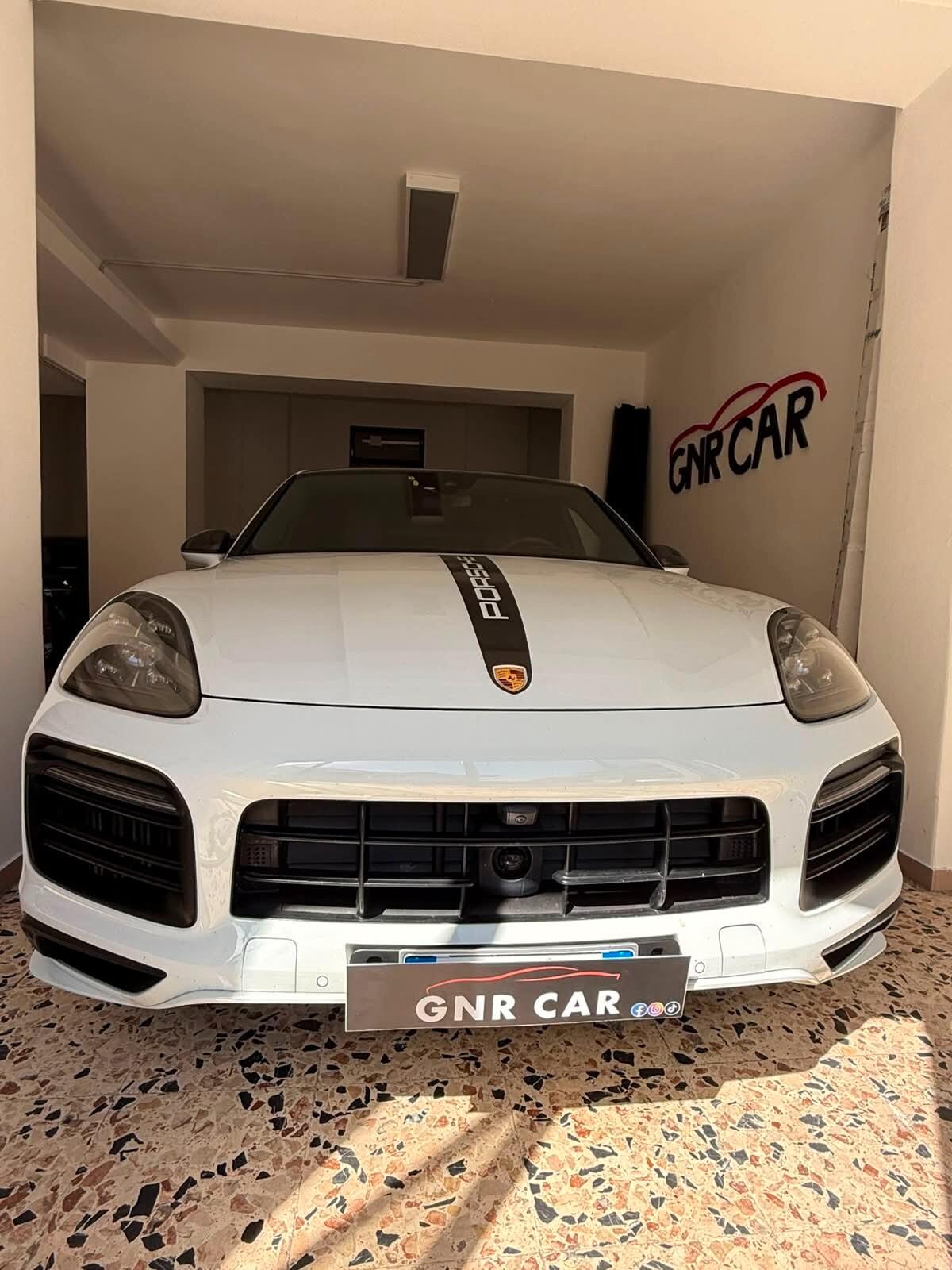 Porsche Cayenne 4.0 GTS
