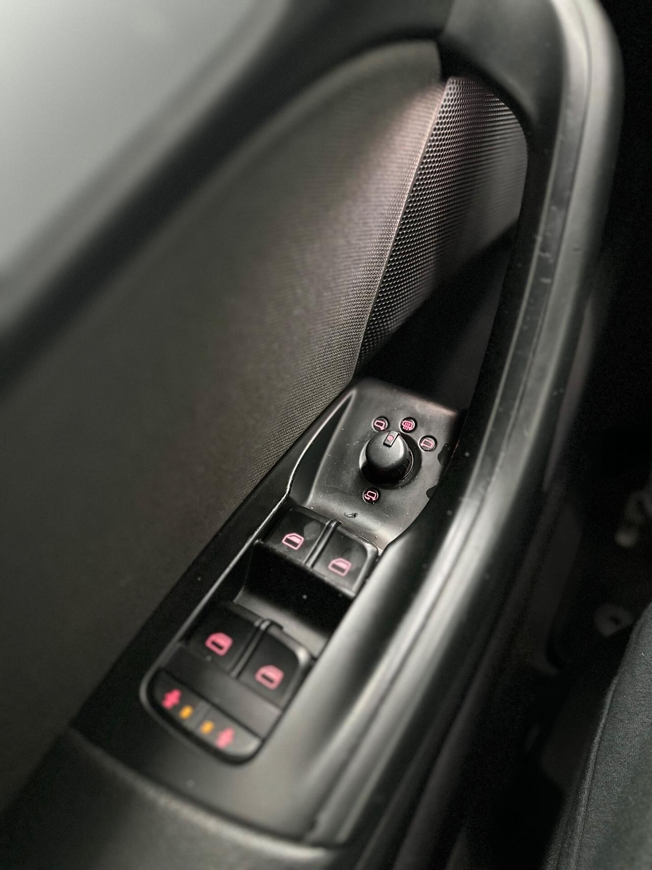 Audi Q3 S-LINE 2.0 TDI 150 CV quattro