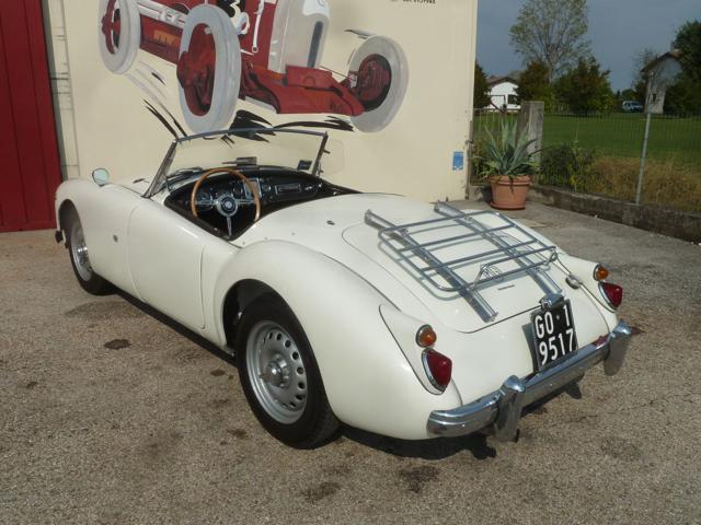 MG MGA Twin Cam 1600 Roadster