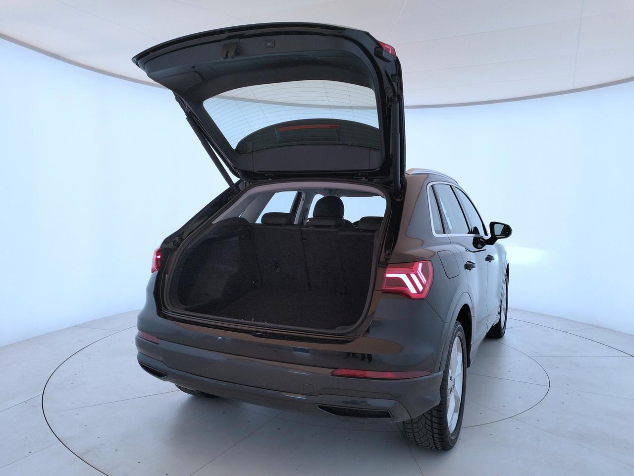 Audi Q3 35 TDI S tronic