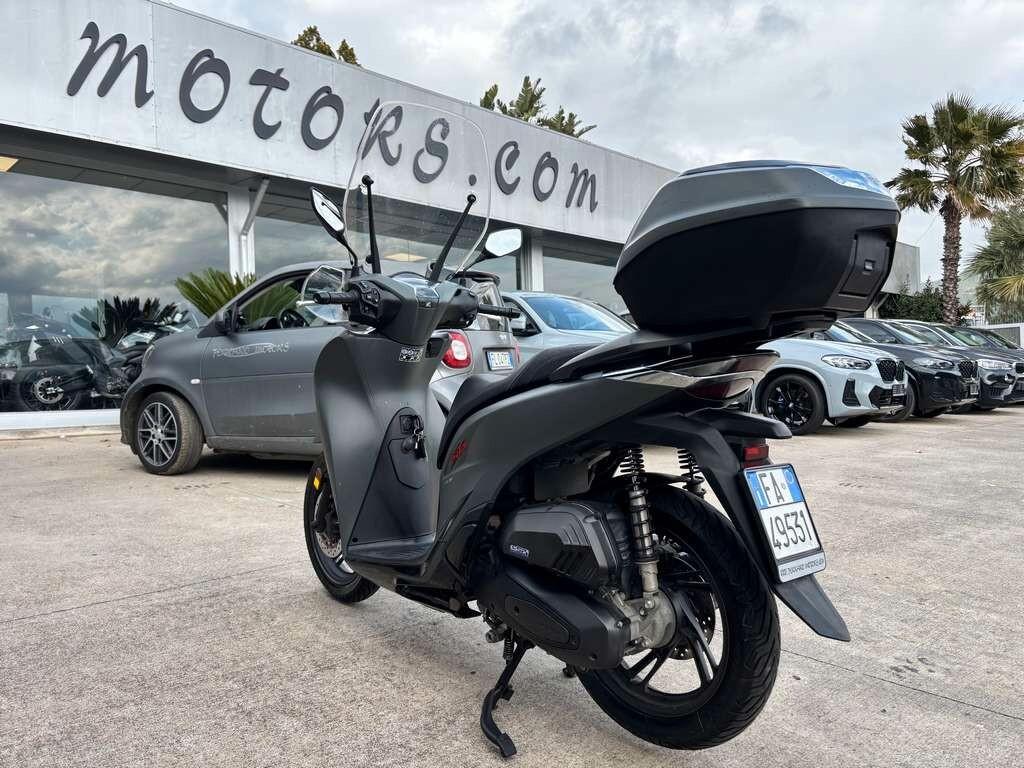 Honda SH 150 2022 / KM 15.000 Tua a solo 34 Euro al mese
