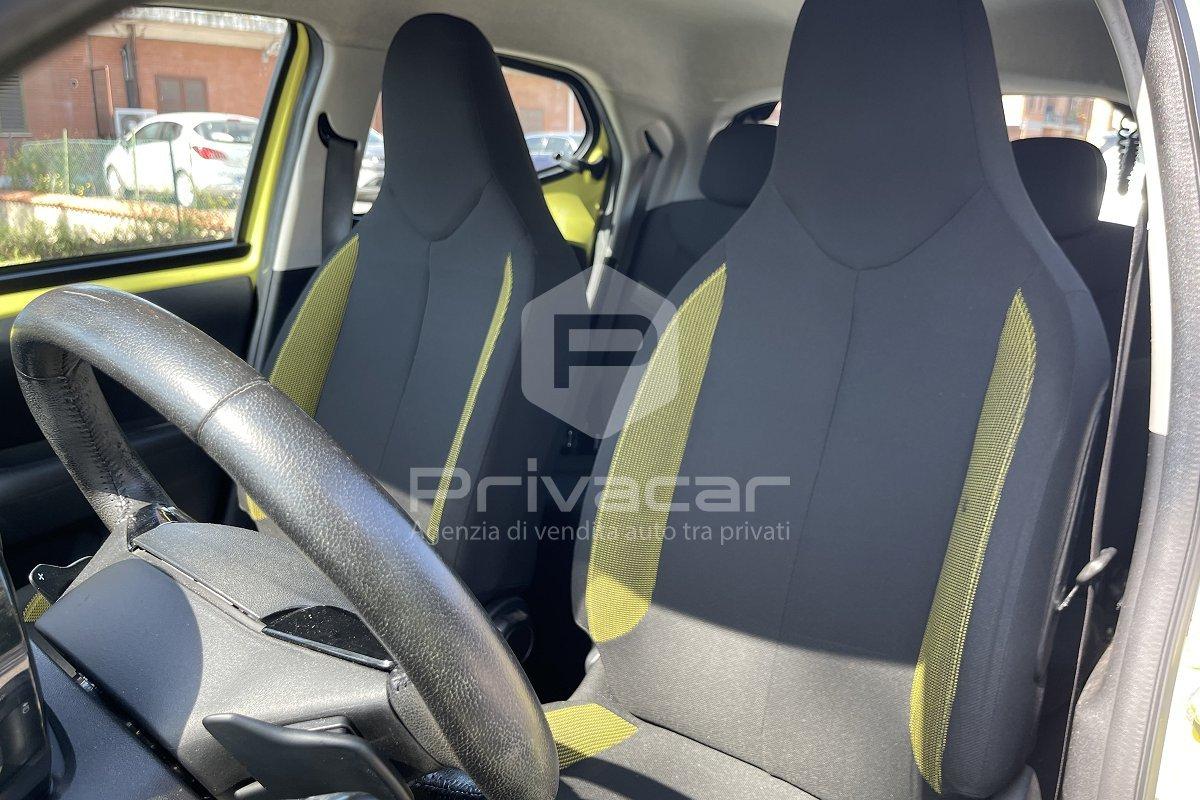 TOYOTA Aygo 1.0 VVT-i 69 CV 5 porte x-cite MMT
