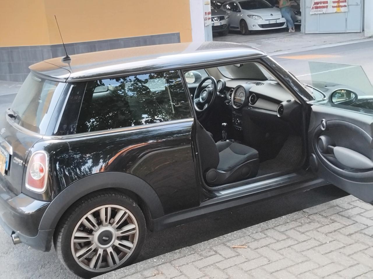 Mini Cooper Coupe 1.6 John Works Coupéb2012