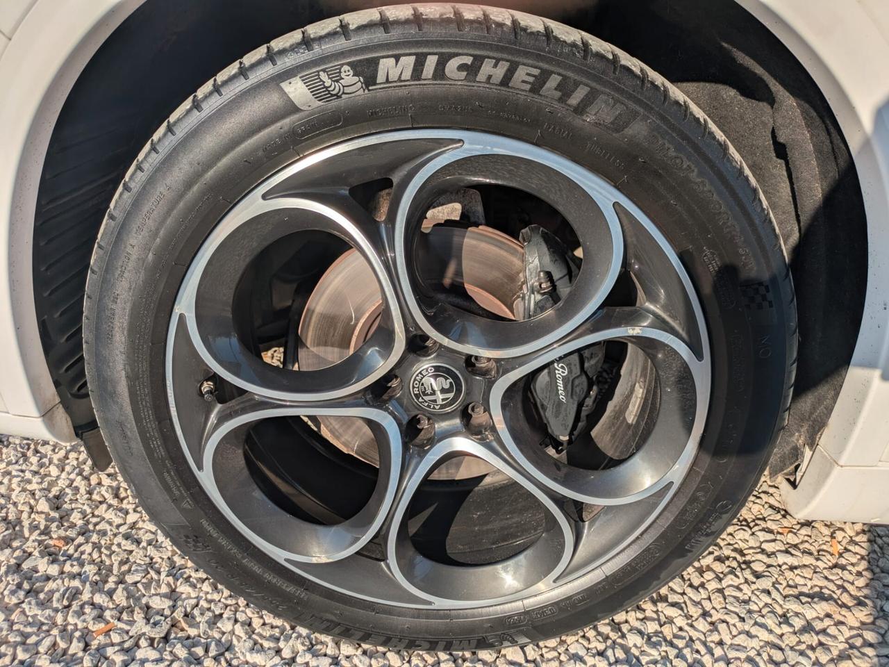 Alfa Romeo Stelvio 2.2 Turbodiesel 210 CV AT8 Q4 Veloce Tì