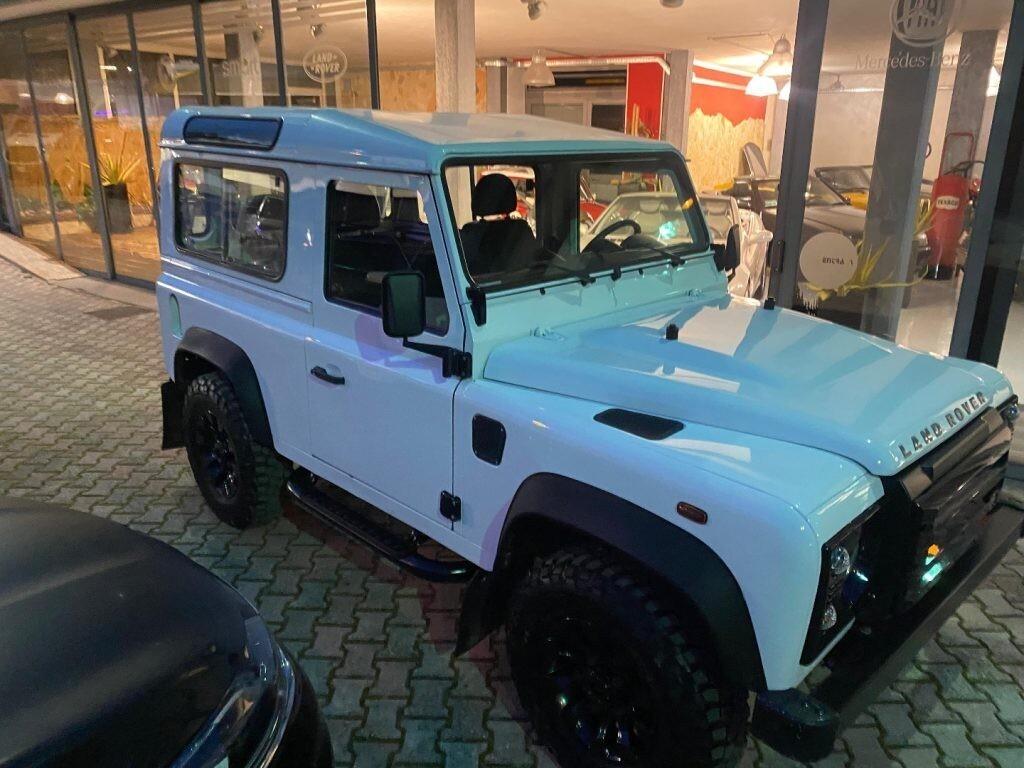 LAND ROVER Defender 90 2.2 TD4 Station Wagon n1