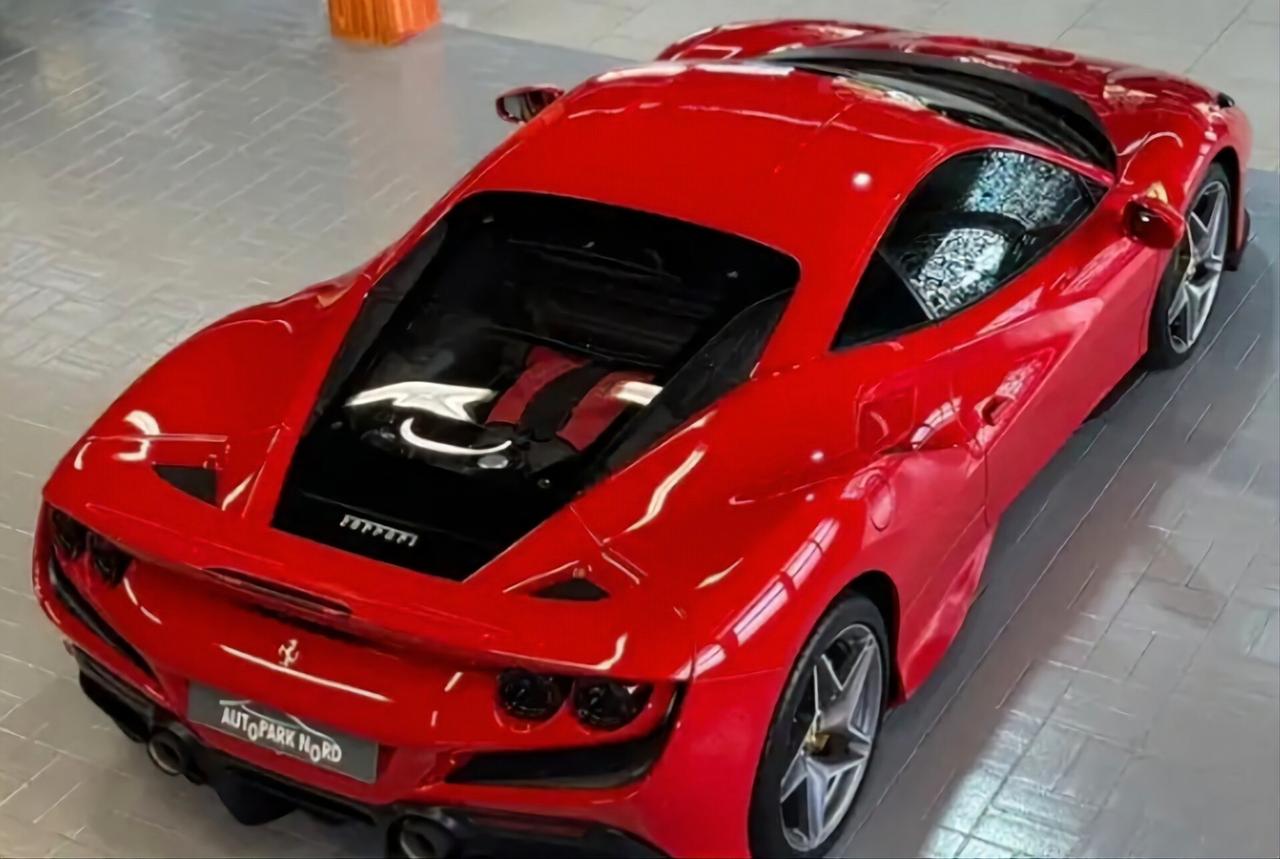 Ferrari F8 Tributo Spettacolare ferrari F8 tributo daytona 721cv. garanzia