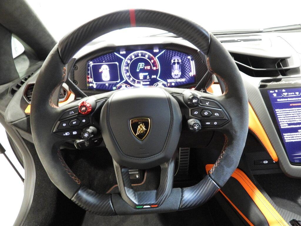 Lamborghini Revuelto 6.5 V12 HPEV AMT