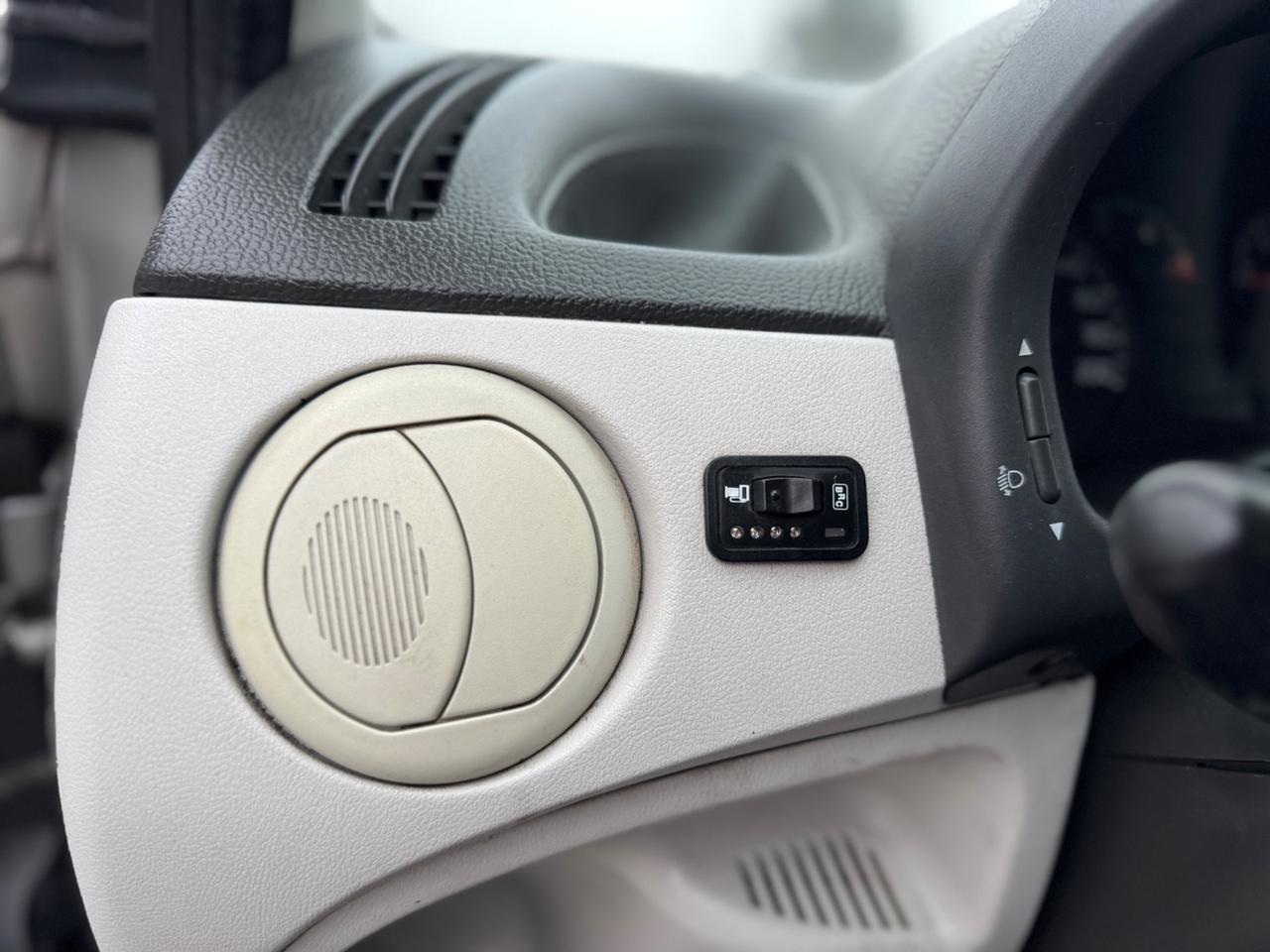 Fiat Punto 1.2 5 porte Dynamic Metano