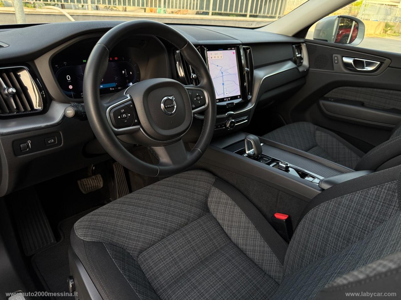 VOLVO XC60 B4 (d) AWD Geartronic Momentum Pro