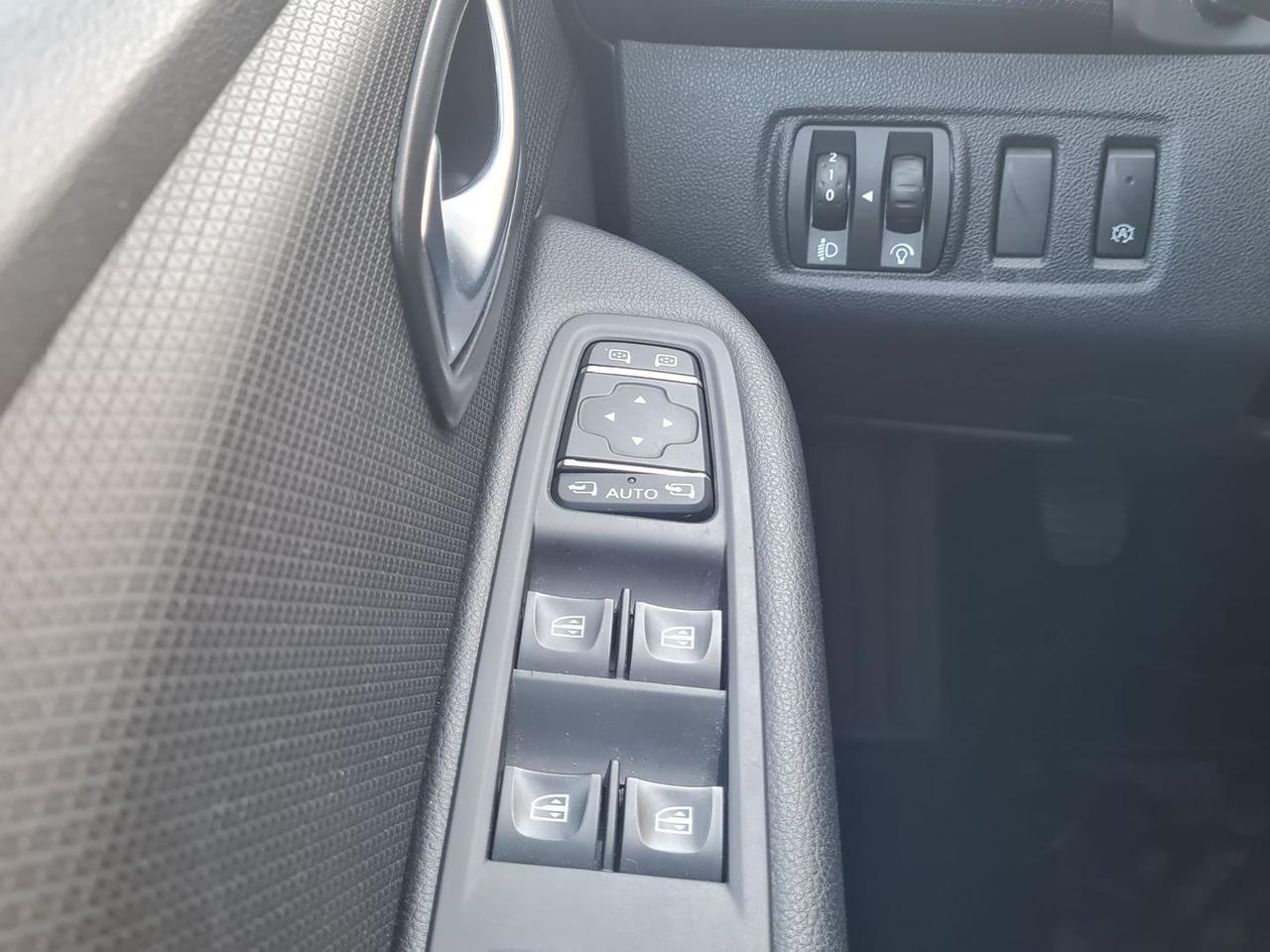 Renault Clio 0.9 ENERGY TCe 90 Eco 2 Duel #9942