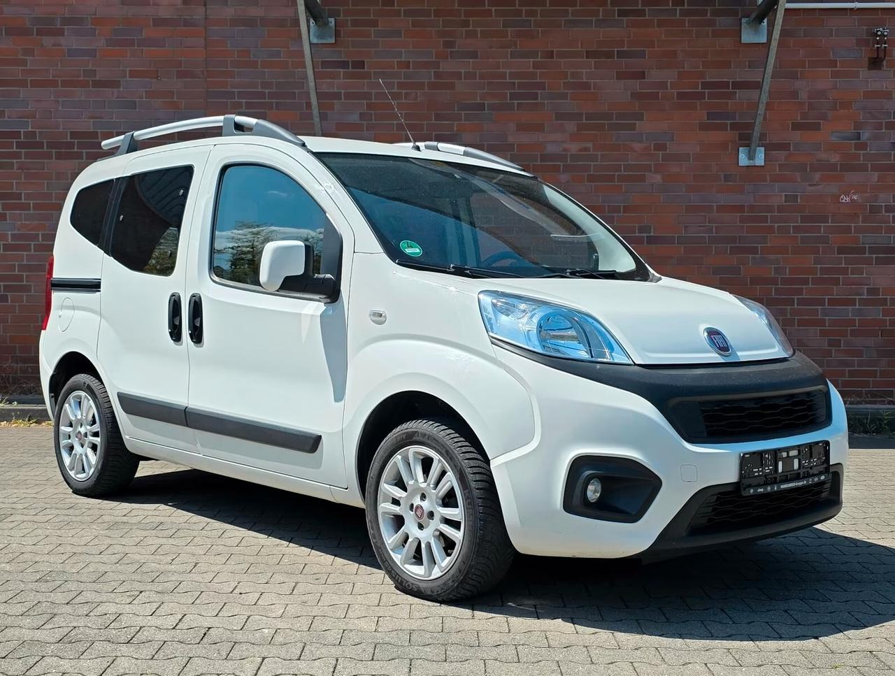 Fiat Qubo 1.4 8V 77 CV Lounge GANCIO TRAINO