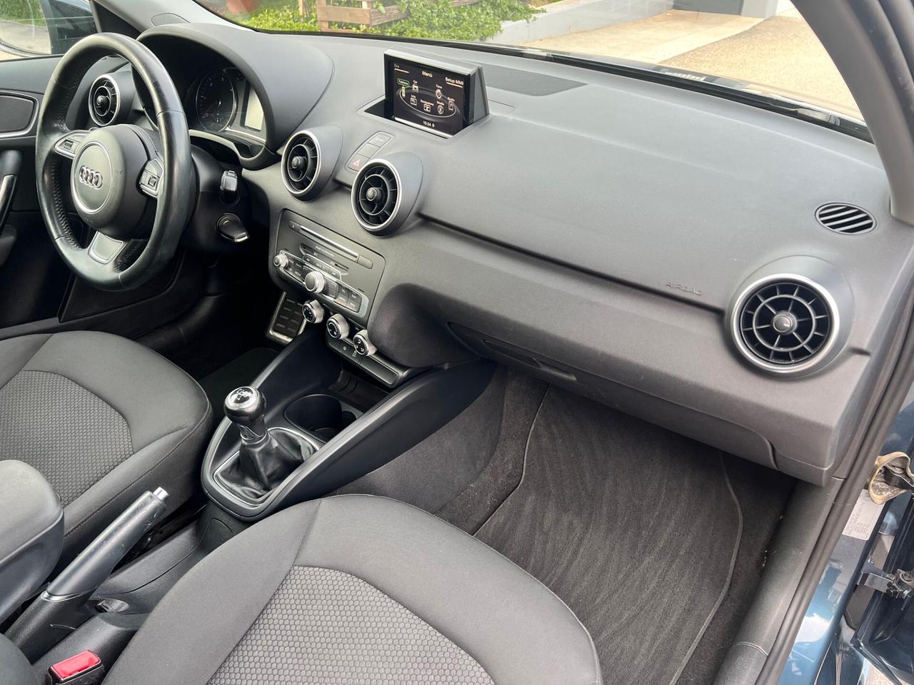 Audi A1 SPB Sportback 1.4 tdi 90cv Sport S-LINE OK NEOPAT.