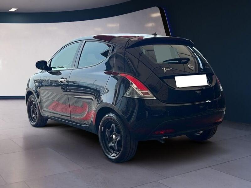 Lancia Ypsilon Ypsilon 1.0 FireFly 70cv Hybrid Silver