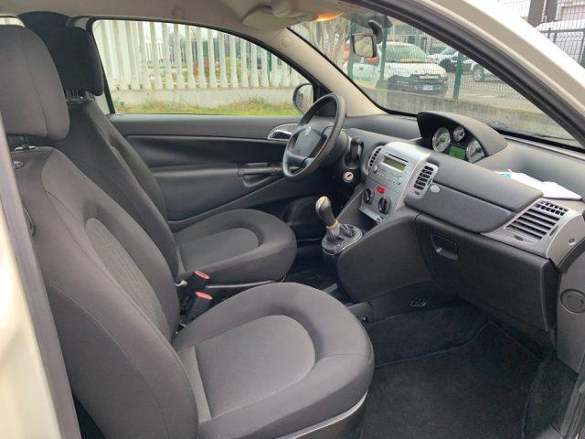 LANCIA Ypsilon 1.3 MJT 75 CV Unyca