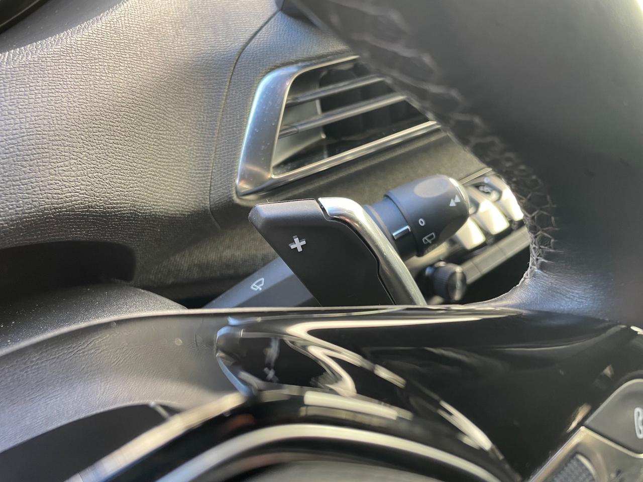 Peugeot 3008 BlueHDi 130 S&S EAT8 Allure Pack