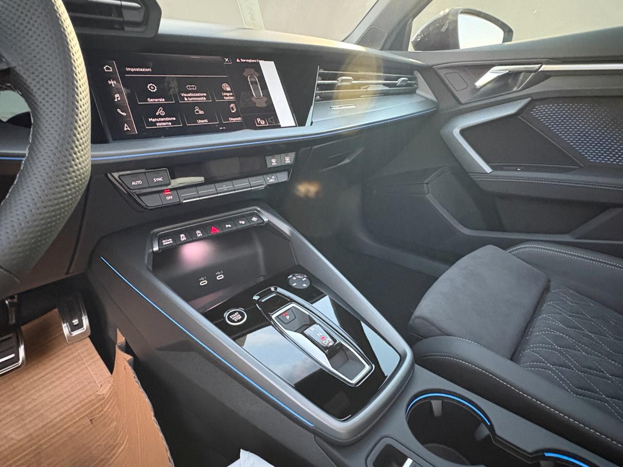 NEW AUDI A3 SPORTBACK TDI 150CV S TRONIC S-LINE TETTO PANORAMICO APRIBILE