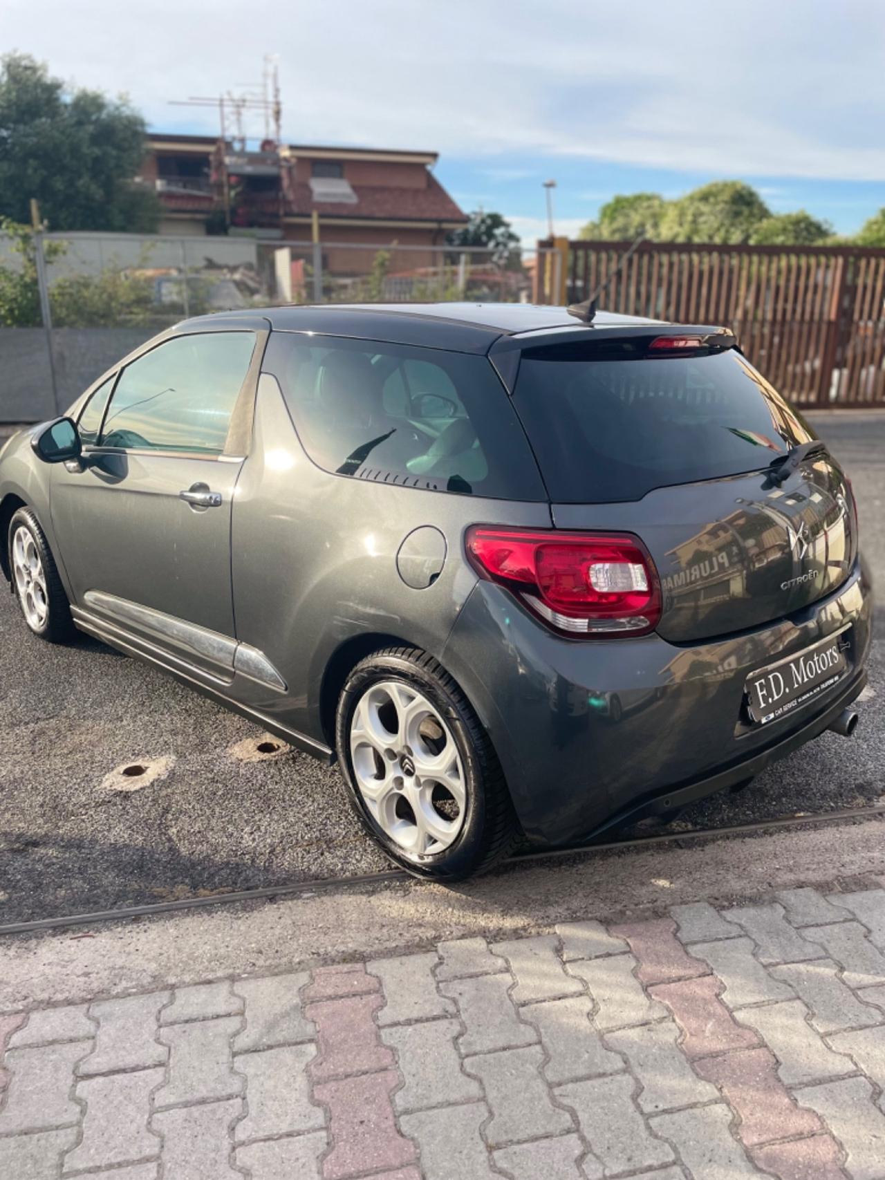 Ds DS3 3 1.4 HDi 70 Just Black