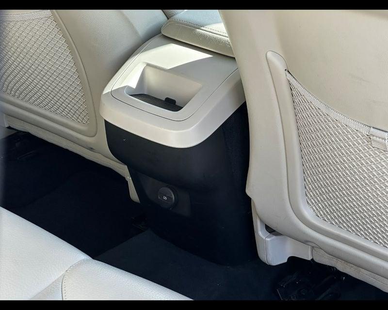 Volvo XC60 XC60 2.0 b4 Plus Bright auto