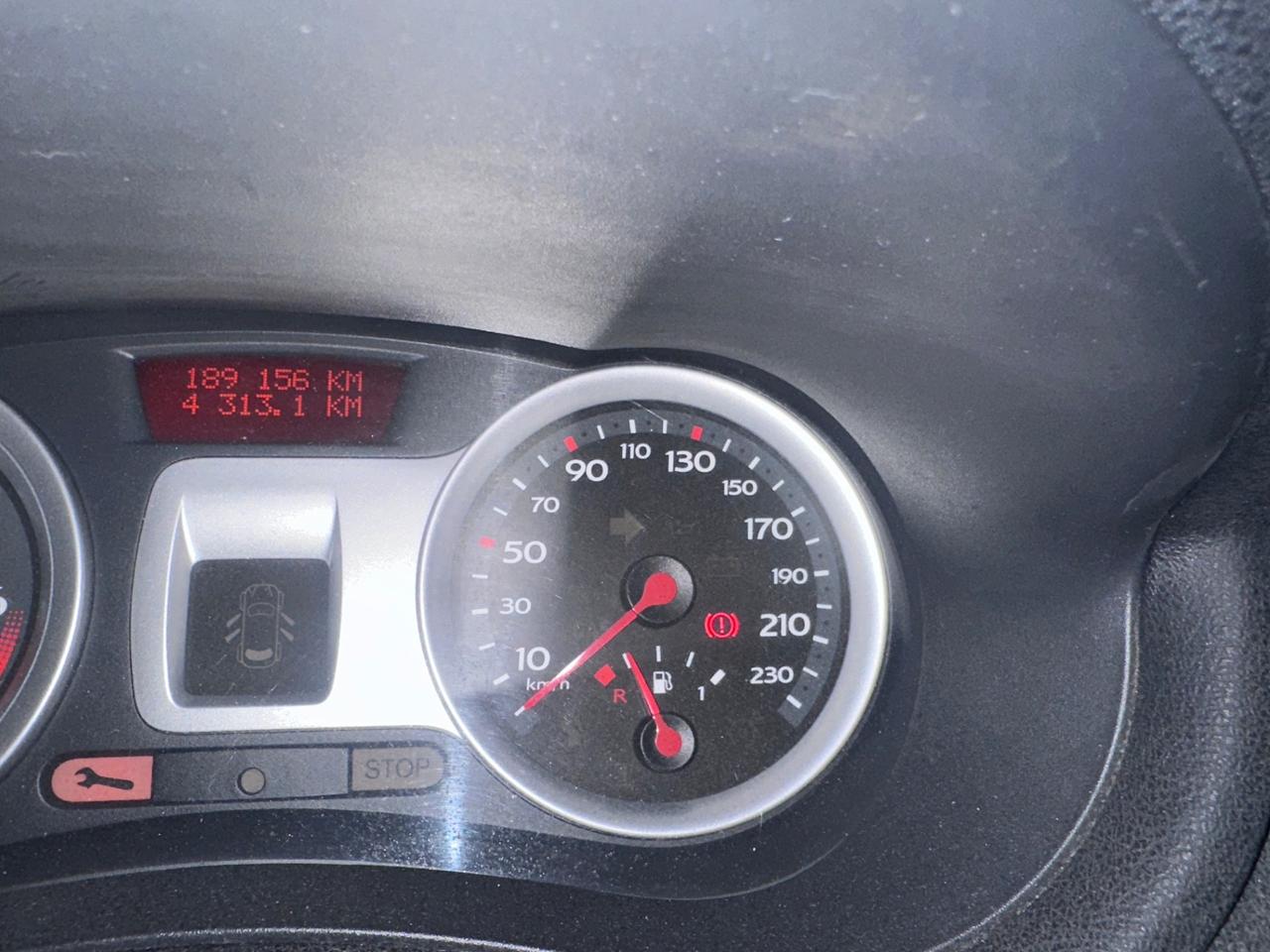 Renault Clio 1.2 16V 3 porte Rip Curl