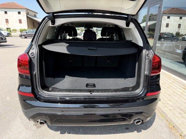 BMW X3 sDrive18d 48V 150CV Business Advantage