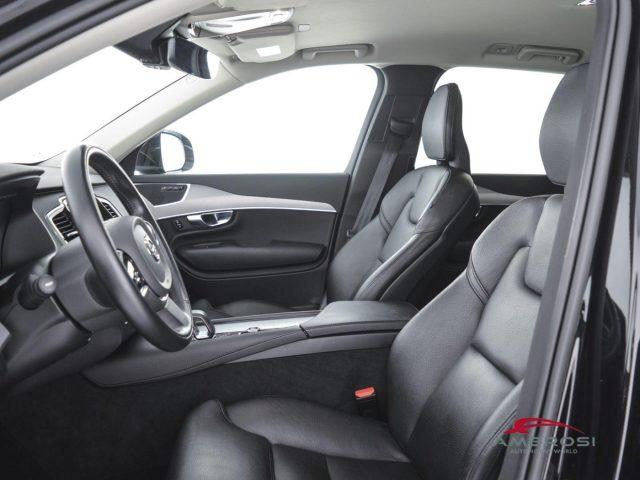 VOLVO XC90 2.0 b5 Core awd 7p.ti auto
