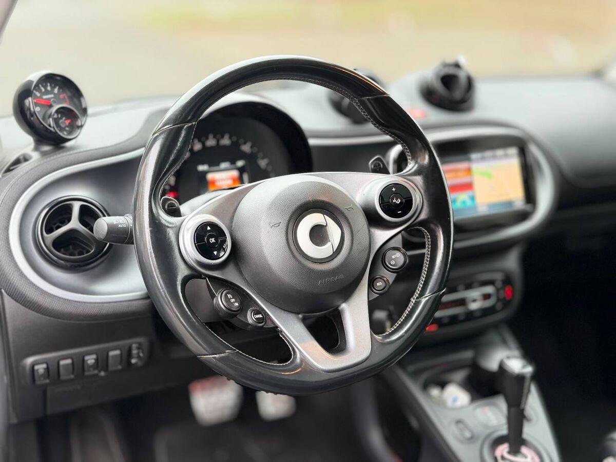 Smart Fortwo 0.9 t Brabus Xclusive 109cv twinamic
