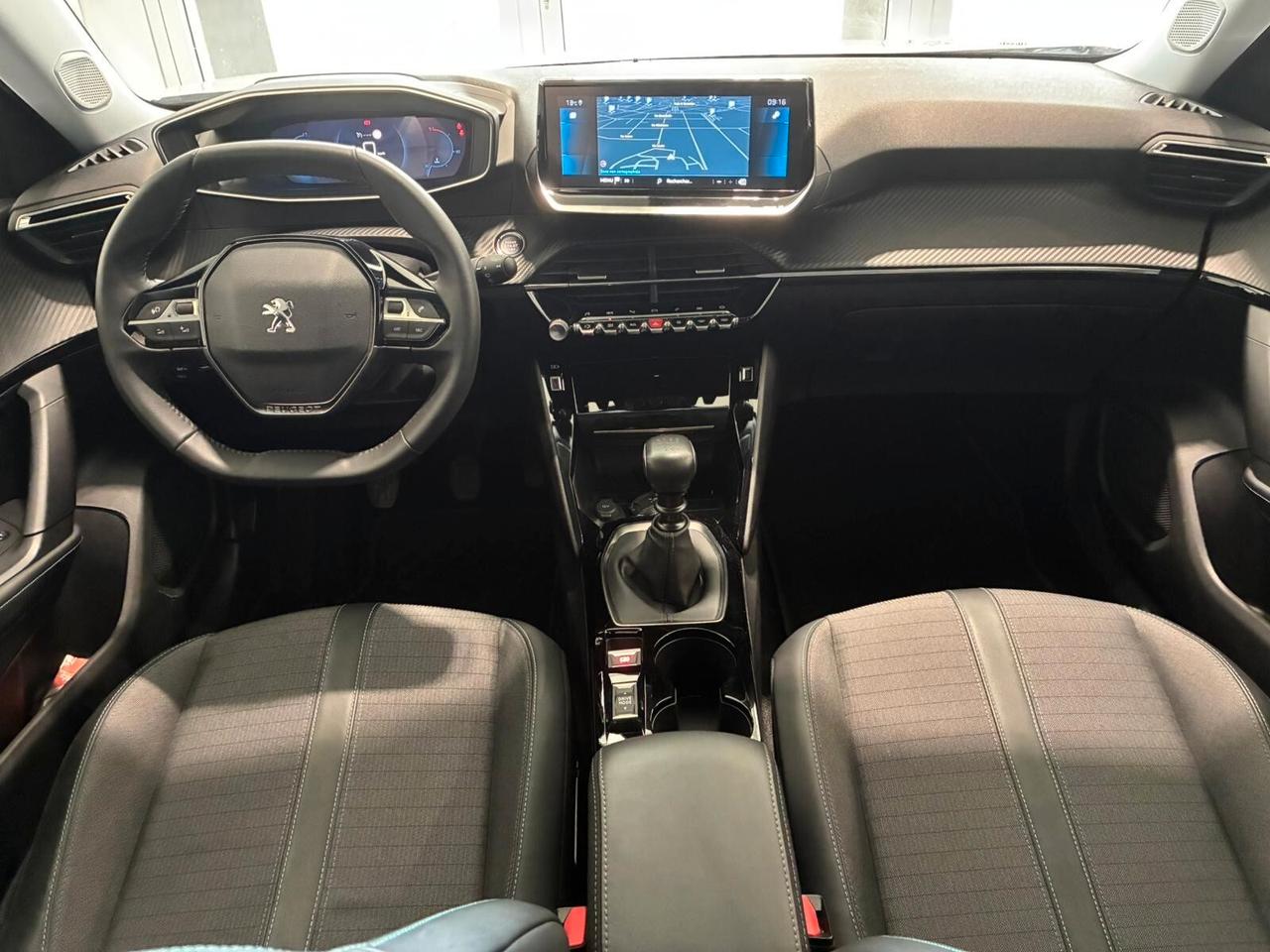 Peugeot 2008 PureTech 100 S&S Allure Pack