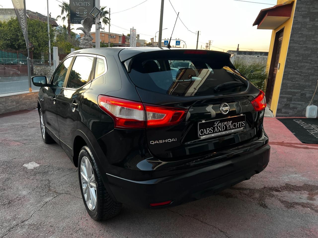 Nissan Qashqai 1.6 dCi - 2016- AUTOMATICA-NAVI
