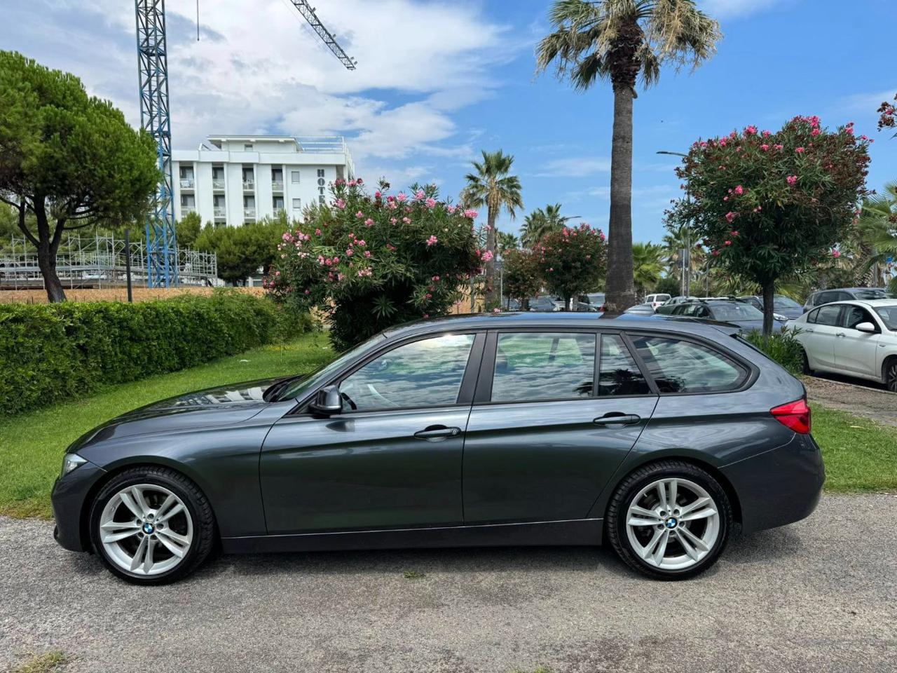 BMW 318 d Touring Luxury auto