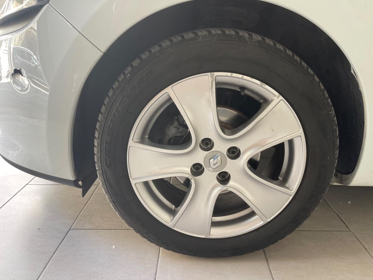 Renault Clio 1.5 DCI 75CV