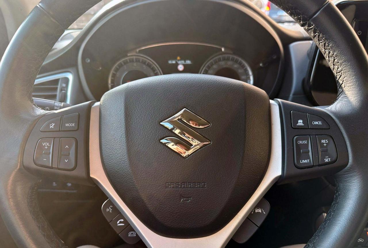 Suzuki S-Cross 1.4 Hybrid 4WD AllGrip Top