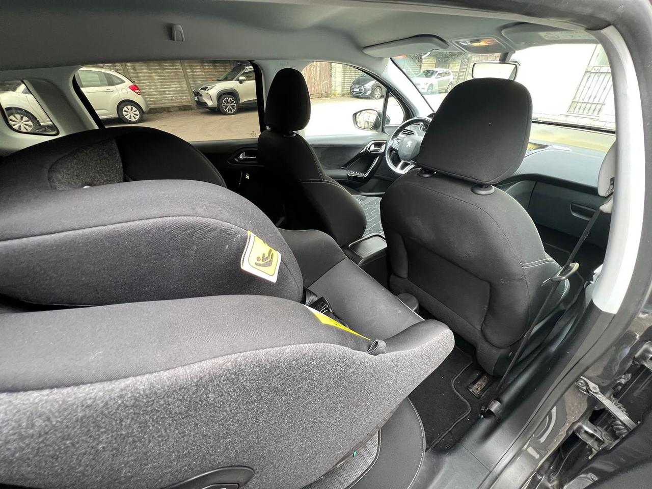 Peugeot 2008 1.2 PureTech 82 #9549