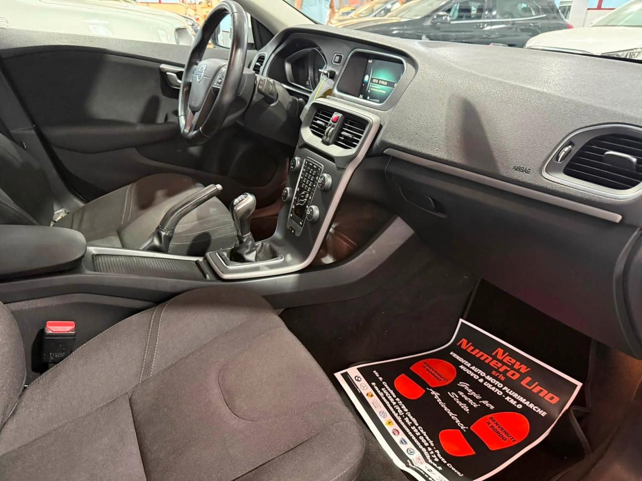 Volvo V40 D2 1.6 115cv SUMMUM 2015