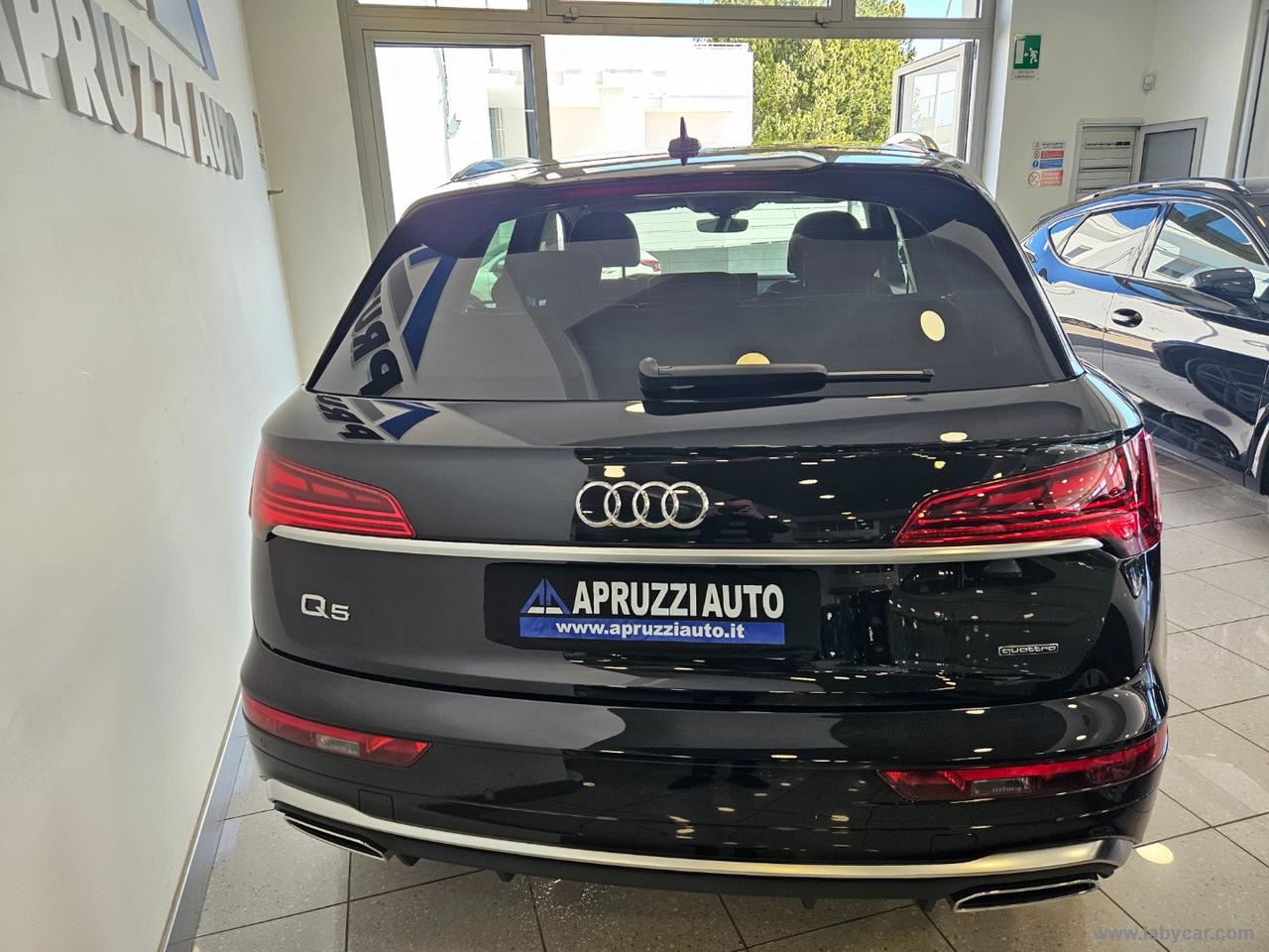 AUDI Q5 40 TDI 204CV qu. S tr. S line