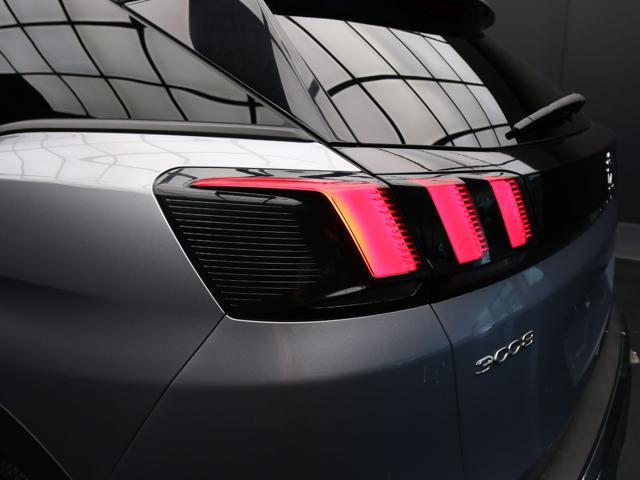PEUGEOT 3008 BlueHDi 130 S&S EAT8 Allure Pack