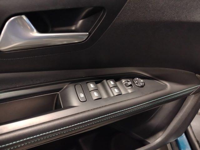 PEUGEOT 5008 BlueHDi 130cv EAT8 Allure Pack 7p