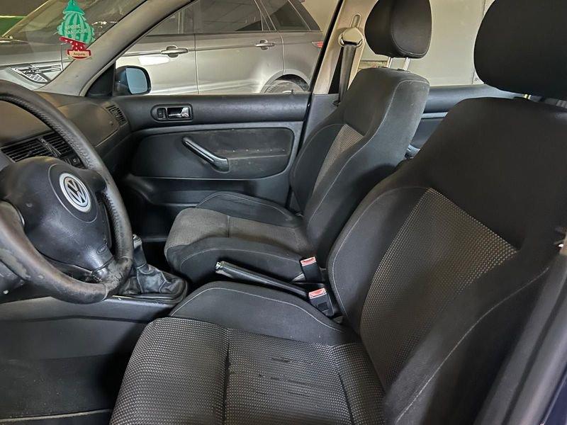 Volkswagen Golf Golf 3p 1.9 tdi Highline 130cv