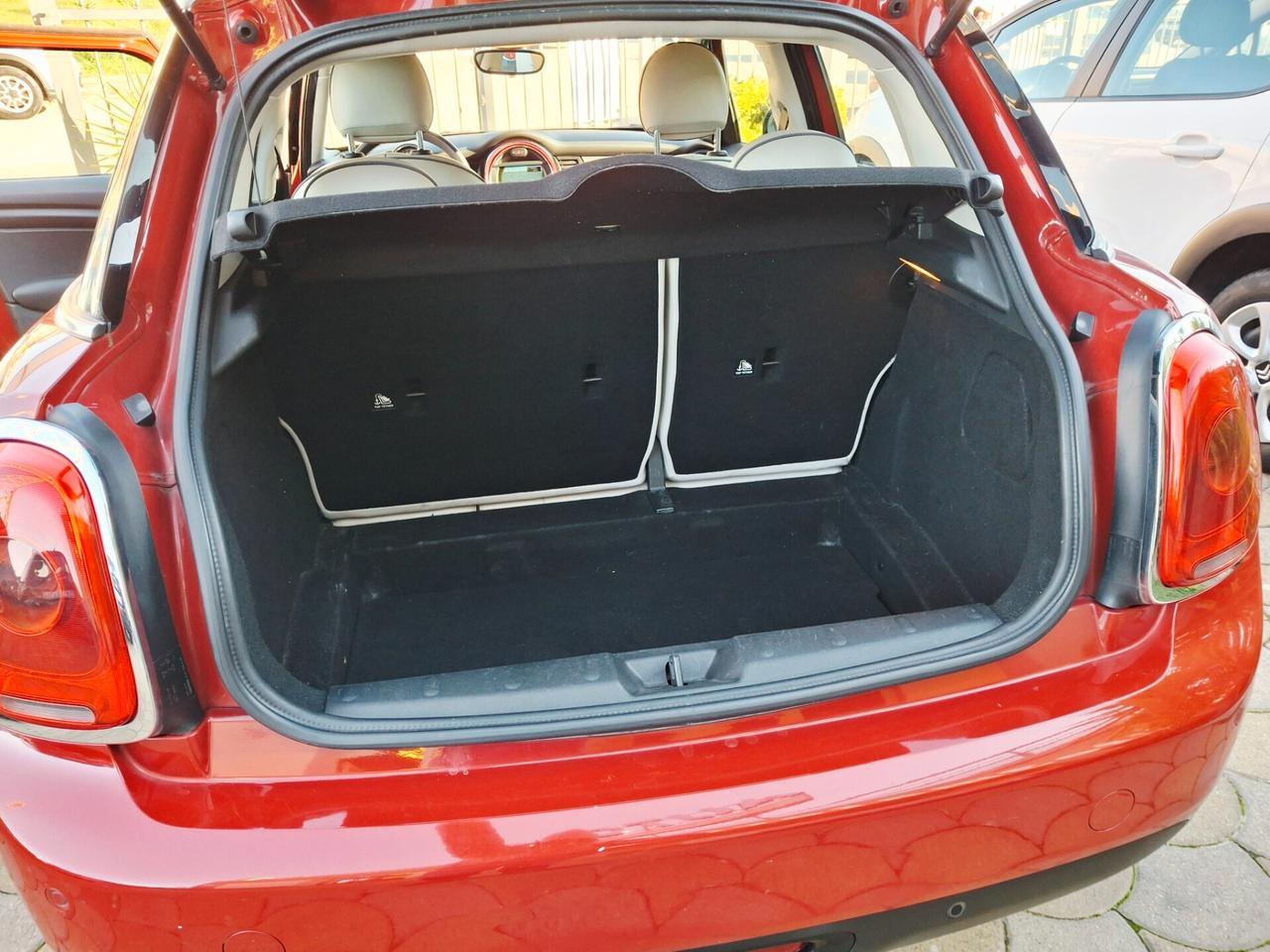 Mini Cooper D 1.5Diesel 116cv 5Porte