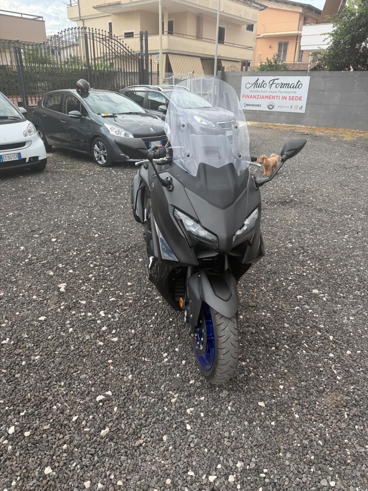 Yamaha TMAX 560