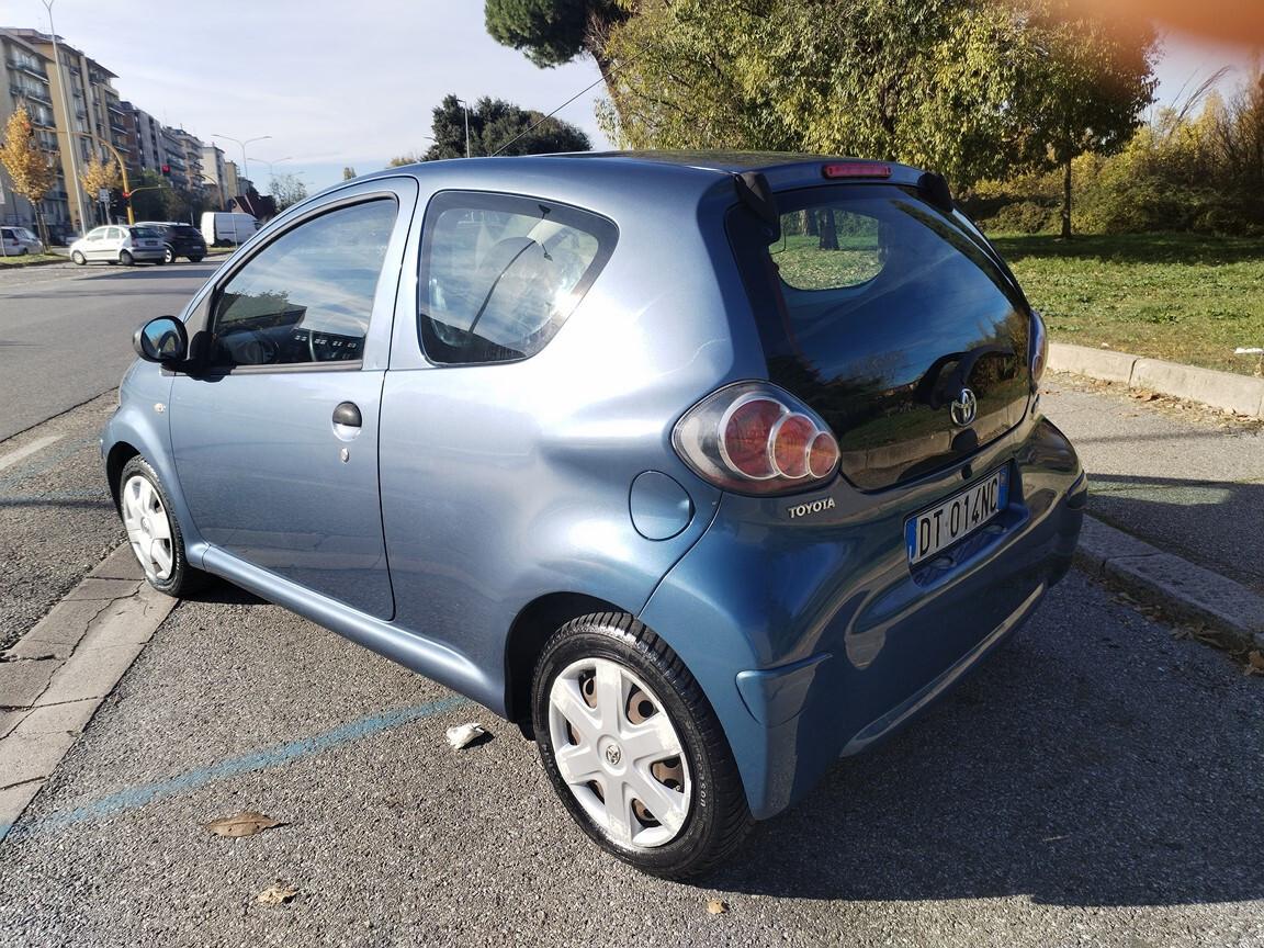 TOYOTA AYGO 1.0 VVT 3 P 167000KM 2009 CONSEGNA TAGLIANDATA