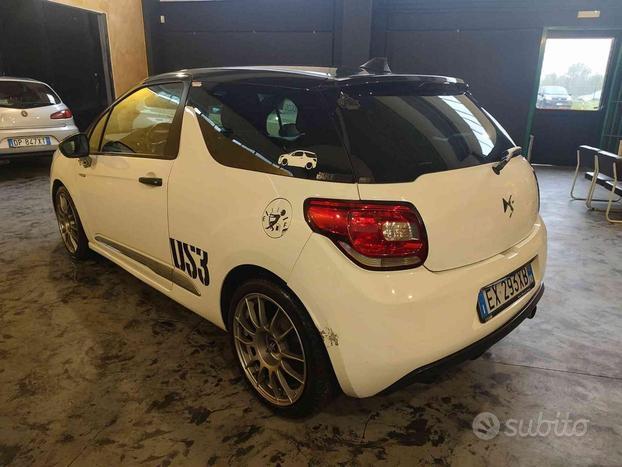 DS AUTOMOBILES DS 3 1.4 HDi 70 So Chic