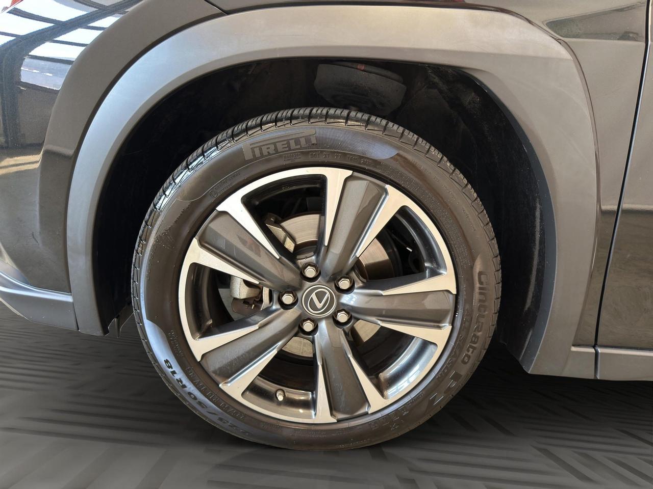 Lexus UX 250h 2.0 Premium 2wd cvt